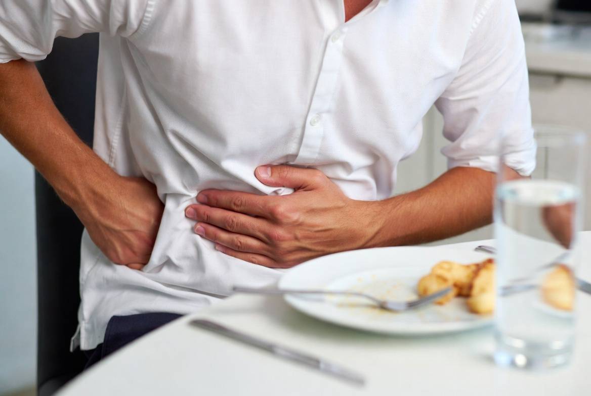 Відчуття дискомфорту та печії в шлунку